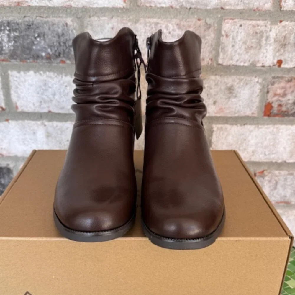 Cliffs by White Mountain Booties - Durbon DK BROWN/SMOOTH 7 Wide